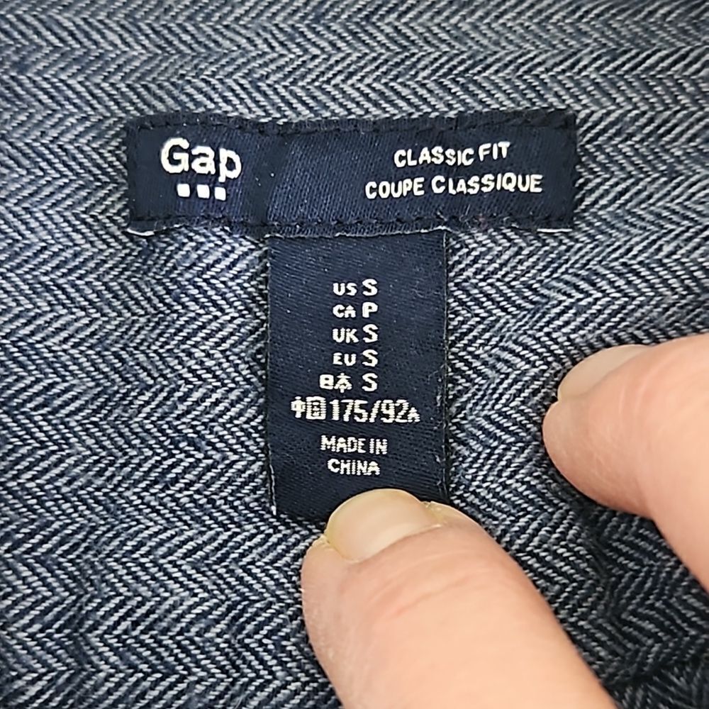 GAP Blue Long Sleeve Button Down Flannel Top - Picture 6 of 10